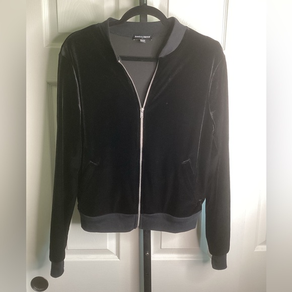 American Apparel Women's Black Bomber Jacket, size Medium - Picture 1 of 3